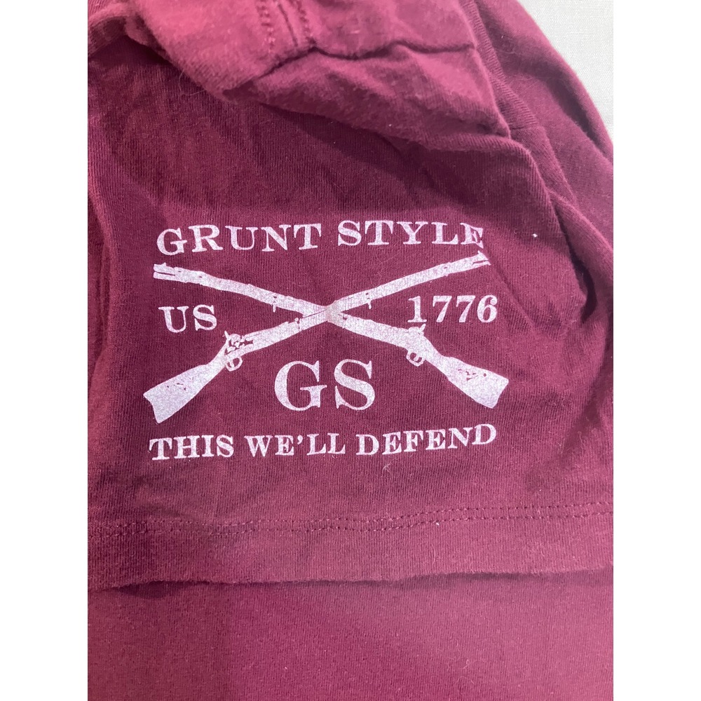 Grunt Style Wine Listens Graphic T-Shirt Mens XL Burgundy Cotton Patriotic Tee - Picture 7 of 9